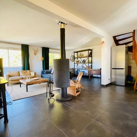 Large Chalet With Terrace And View In Briancon Apartment Bagian luar foto